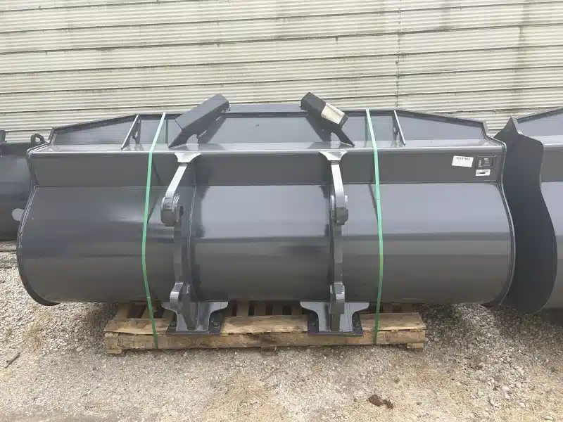 Gallery image 2 for New 2024 Case 3CYD Bucket
