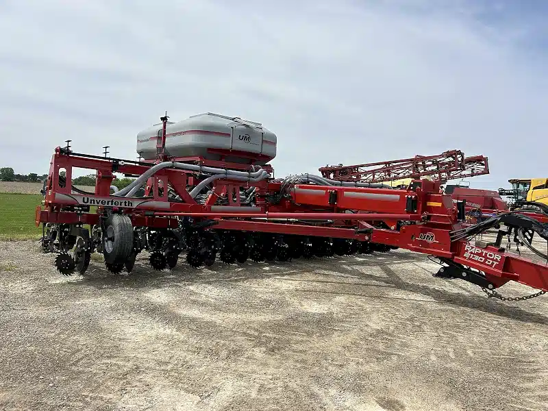 Gallery image 2 for 2025 Unverferth 2130DT Strip Till