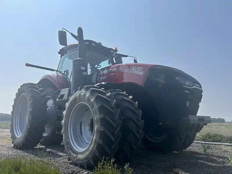 Gallery image 2 for Used 2023 Case IH MAGNUM 340 Tractor