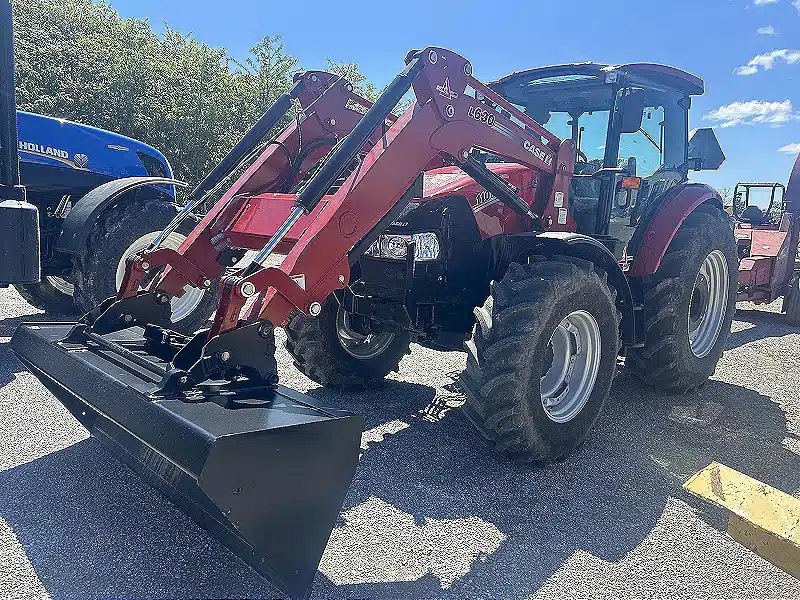 Gallery image 2 for 2024 Case IH FARMALL 110C Tractor