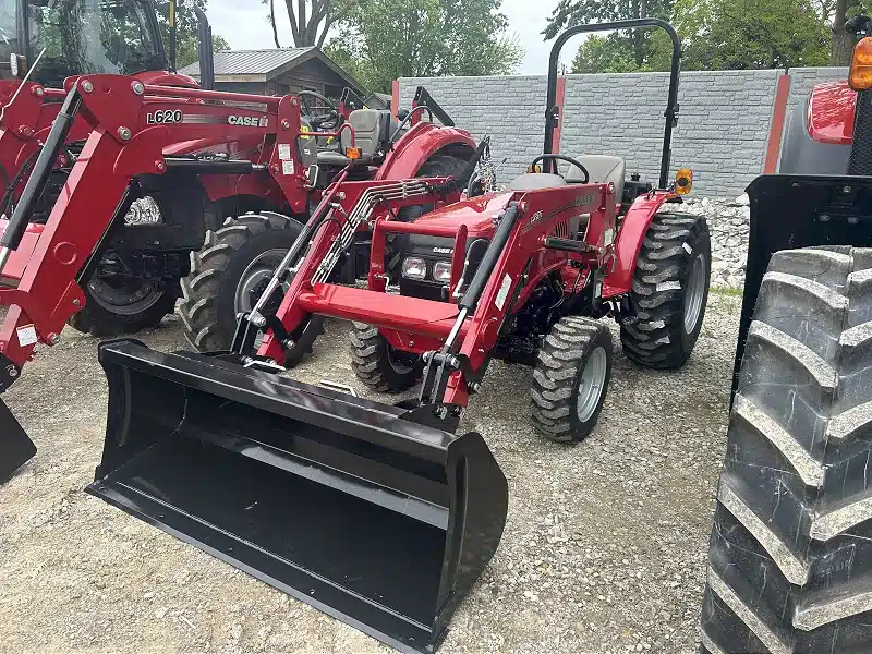 Gallery image 1 for New 2025 Case IH Farmall 25A Tractor