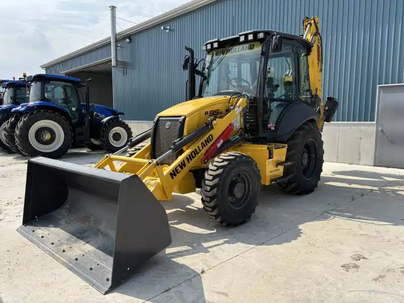 Gallery image 1 for 2025 New Holland B95D SLA CP Backhoe