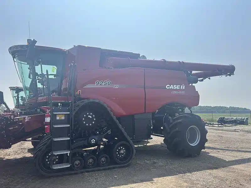 Gallery image 2 for Used 2023 Case IH 9250 Combine
