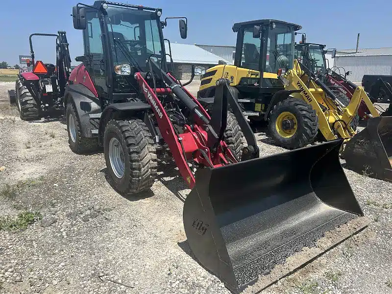 Gallery image 2 for New 2023 Yanmar V7 Wheel Loader