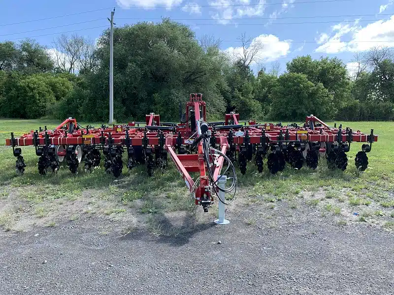 Gallery image 2 for New 2025 Salford I-1231 Vertical Tillage