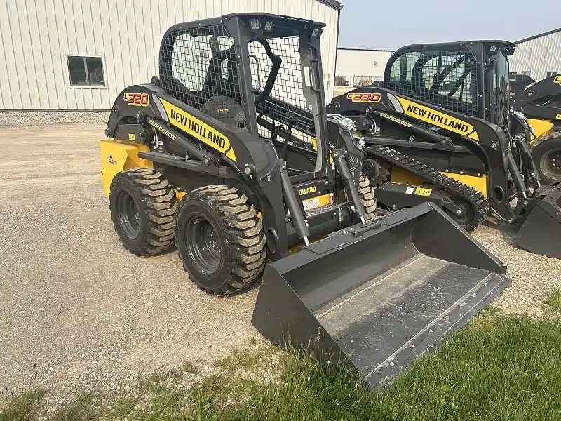 Gallery image 2 for New 2025 New Holland L320 RG-NA Skid Steer