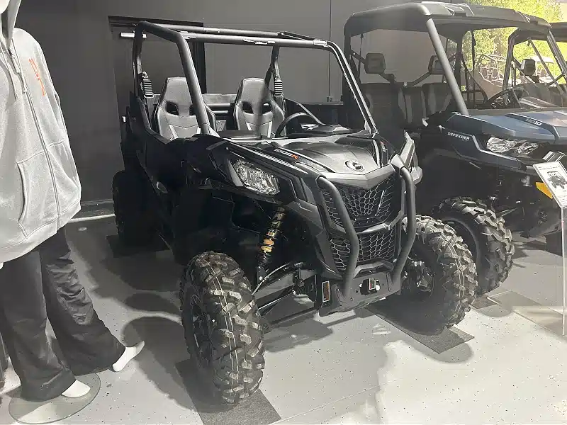 Gallery image 1 for New 2025 Can-Am 9GSB Utility Vehicle