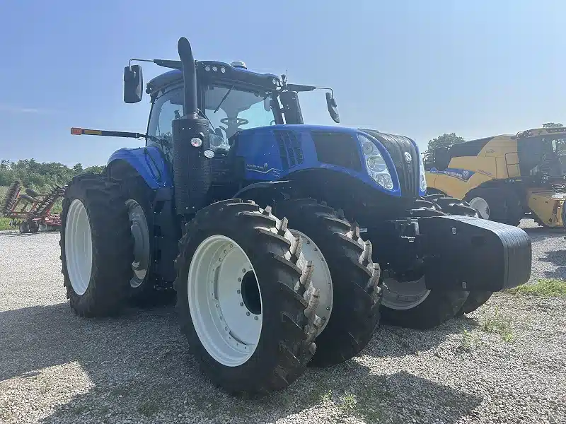 Gallery image 2 for 2025 New Holland T8.325 Tractor