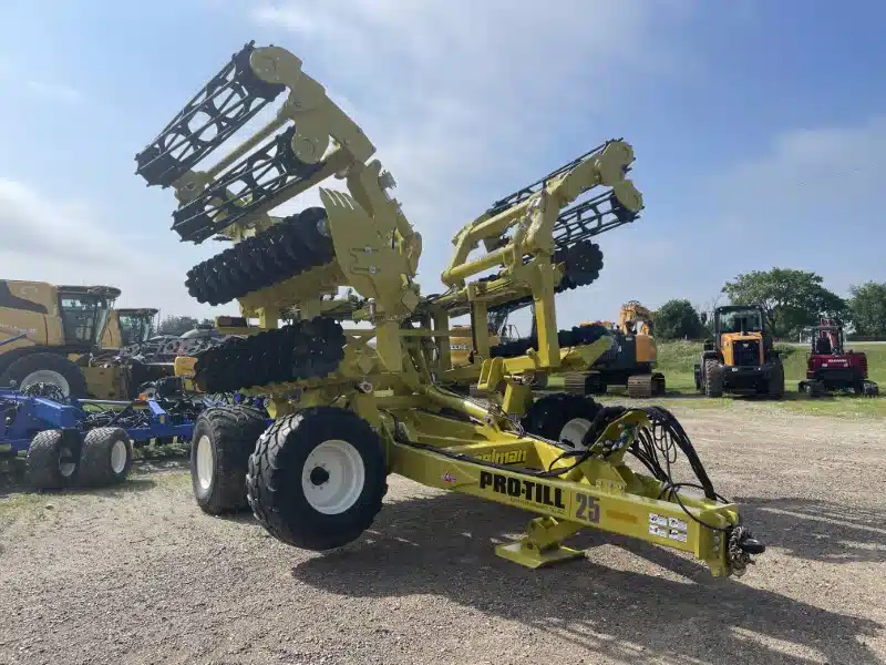 Gallery image 1 for New 2025 Degelman PRO-TILL 25 Disc