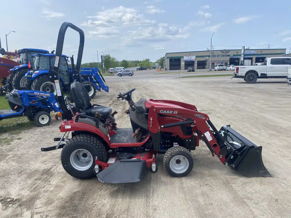 Gallery image 1 for New 2025 Case IH FARMALL 25SC Tractor