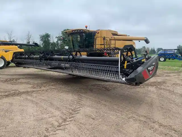 Gallery image 1 for Used 2021 MacDon FD140 Header - Flex Draper