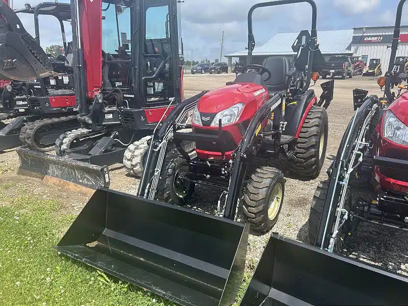 Gallery image 2 for New 2025 Yanmar SA425 Backhoe