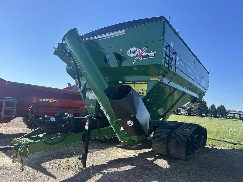 Gallery image 1 for New 2025 J&M 1112-20T Grain Cart
