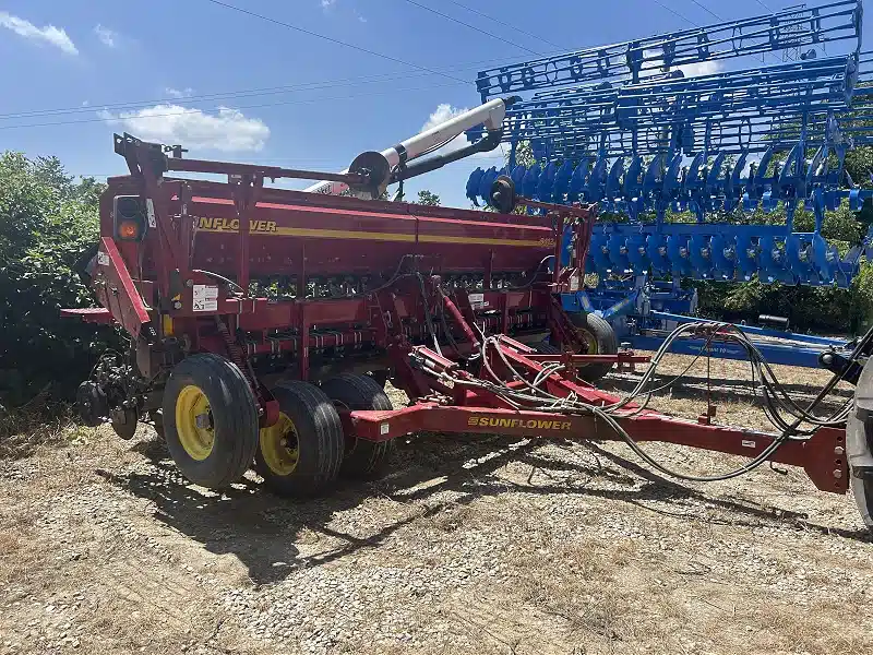 Gallery image 2 for Used 2006 Sunflower 9412 Drill