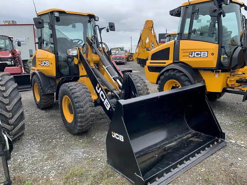 Gallery image 2 for New 2024 JCB 407 Wheel Loader
