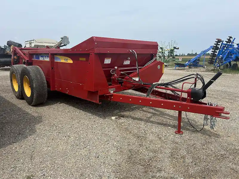 Gallery image 1 for New 2025 New Holland 195 Manure Spreader