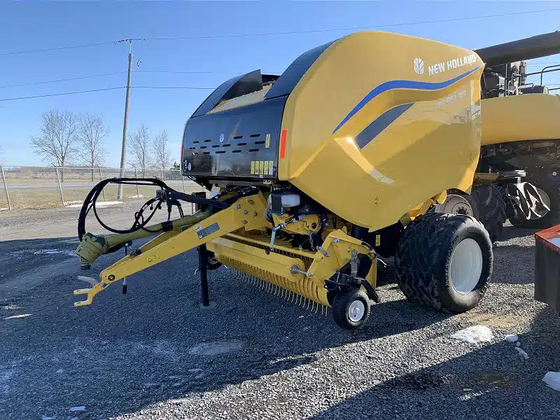 Gallery image 1 for 2025 New Holland PRO-BELT_450 Round Baler