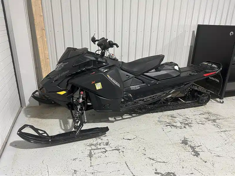 Gallery image 1 for New 2025 Ski-Doo UZS4 Snowmobile