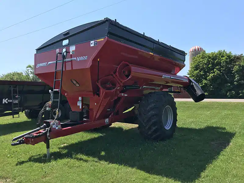 Gallery image 2 for New 2024 Brent V800 Grain Cart
