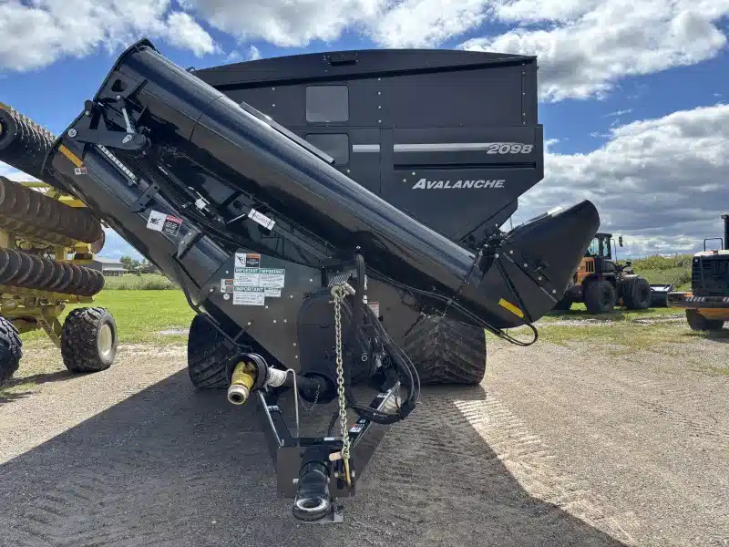 Gallery image 2 for New 2025 Brent 2098 Grain Cart