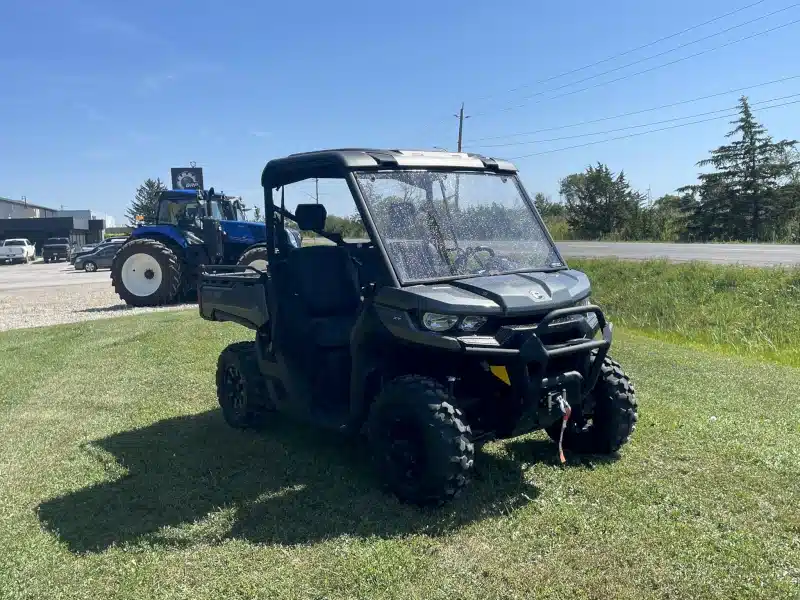 Gallery image 1 for Used 2024 Can-Am 8FRC Utility Vehicle