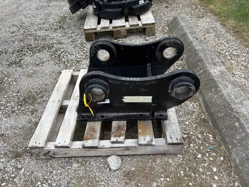 Gallery image 2 for New 2018 Unspecified MOUNT/PLATE Attachment