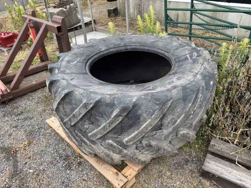 Gallery image 2 for Used 2021 Michelin 600/70/30 Tires