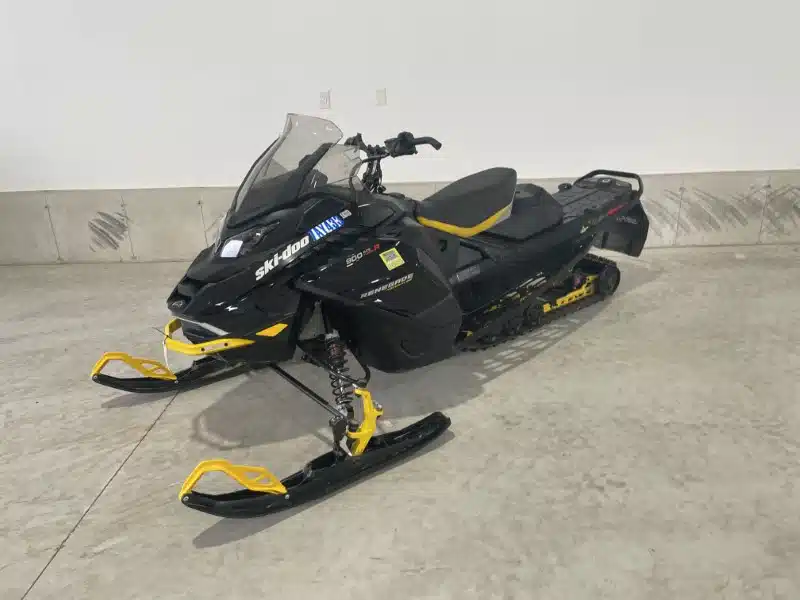 Gallery image 1 for Used 2024 Ski-Doo DPRA Snowmobile