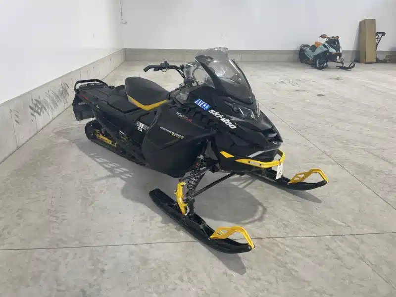 Gallery image 2 for Used 2024 Ski-Doo DPRA Snowmobile