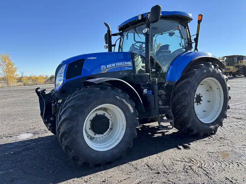 Gallery image 1 for Used 2012 New Holland T7.210 Tractor