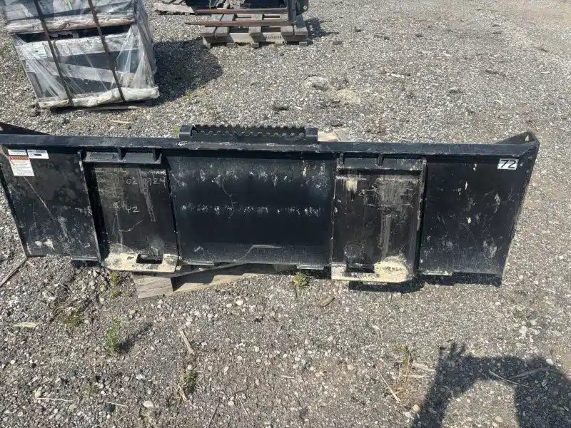 Gallery image 2 for Used 2024 Yanmar 72" Bucket