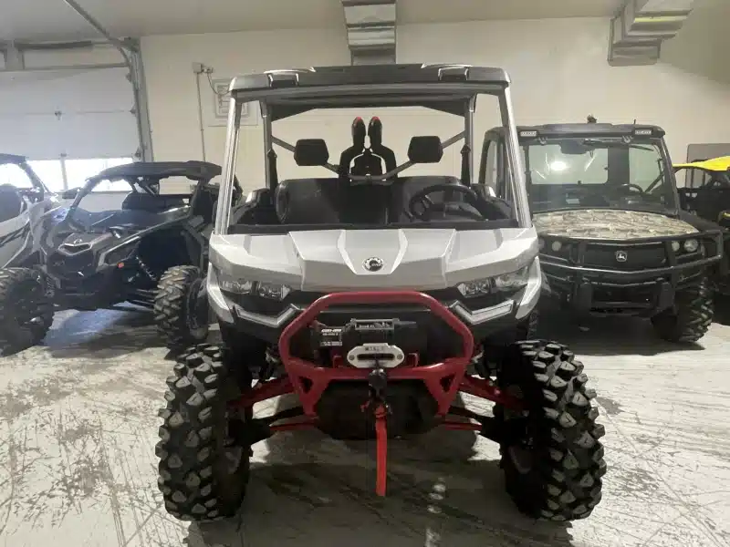 Gallery image 2 for 2024 Can-Am 8YRA Utility Vehicle