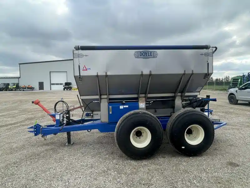 Gallery image 2 for New 2025 Doyle 8-TON Spreader - Fertilizer