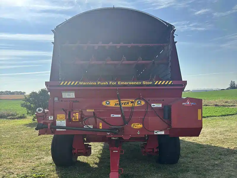 Gallery image 2 for Used 2016 Meyer RT620 Forage Box