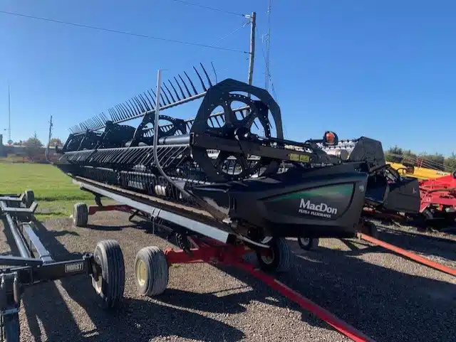 Gallery image 2 for Used 2015 MacDon FD75 Header - Flex Draper