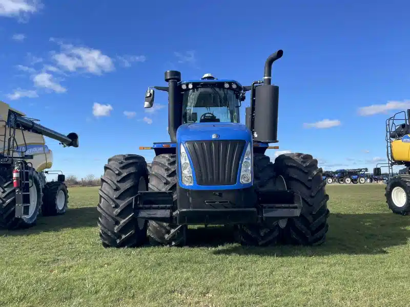 Gallery image 2 for 2025 New Holland T9.580 Tractor