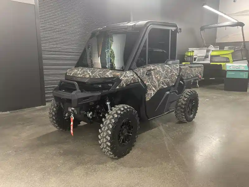 Gallery image 1 for New 2026 Can-Am 8JTG Utility Vehicle