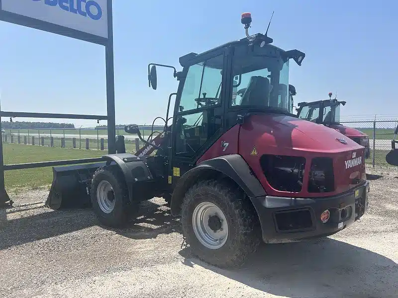 Gallery image 2 for New 2023 Yanmar V7 Wheel Loader