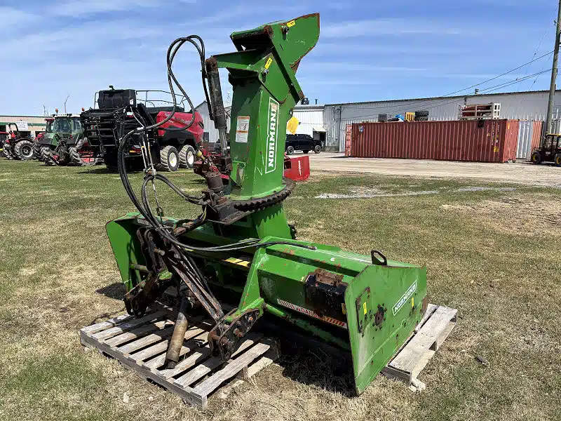 Gallery image 1 for 2019 Normand N92-280HYB Snow Blower