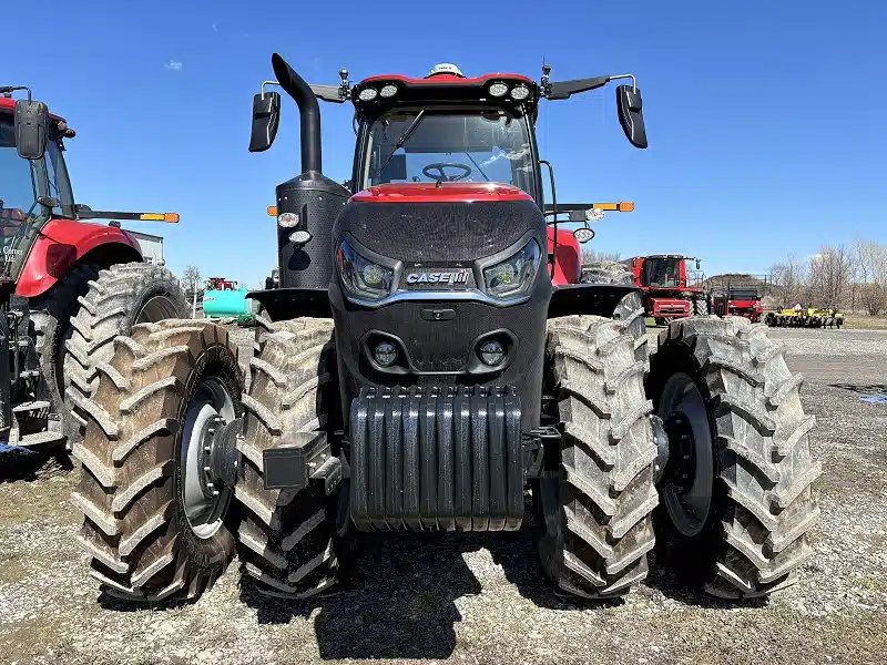 Gallery image 2 for 2026 Case IH MAGNUM 240 Tractor