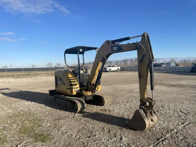 Used 2007 Caterpillar 302.5C Excavator