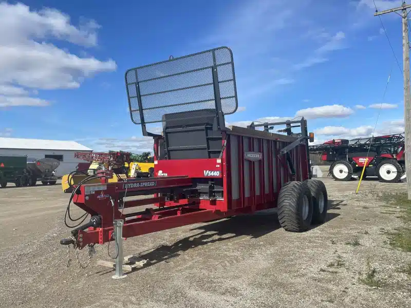 Gallery image 2 for New 2025 Hagedorn HYDRA-SPREAD EXTRAVERT 5440 Manure Spreader