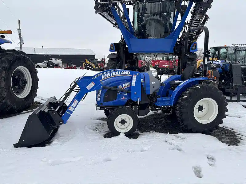 Gallery image 2 for 2026 New Holland WORKMASTER 40 Tractor