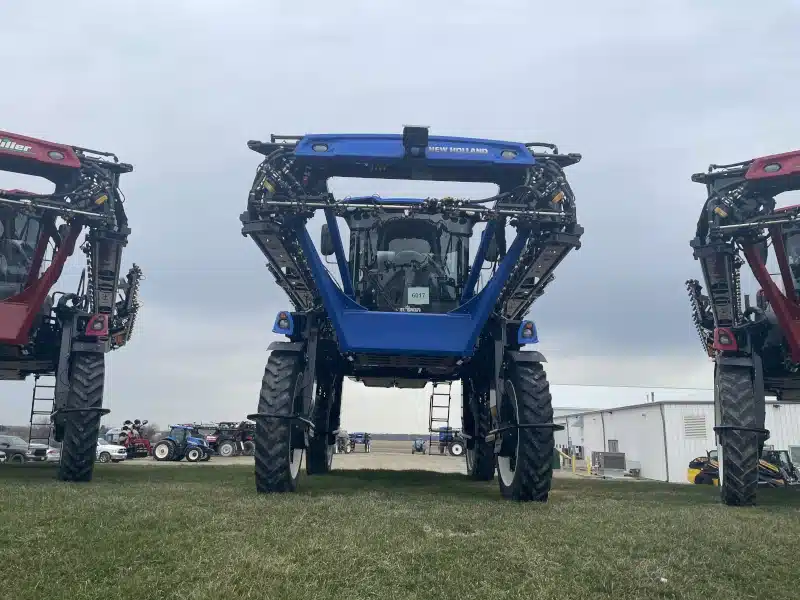 Gallery image 2 for 2026 New Holland SP310F Sprayer - Self Propelled