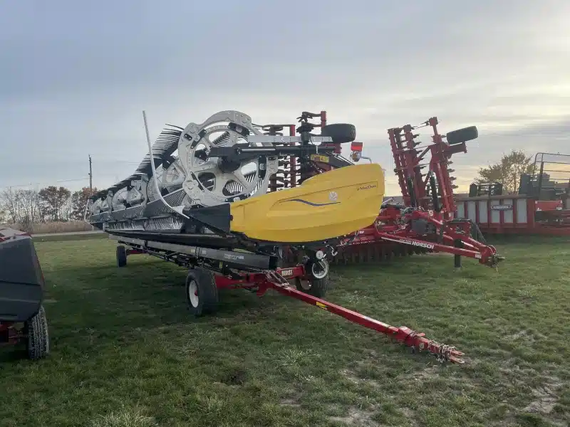 Gallery image 2 for Used 2023 MacDon FD245 Header - Flex Draper