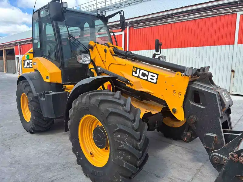 Used 2022 JCB TM320 T4F TeleHandler
