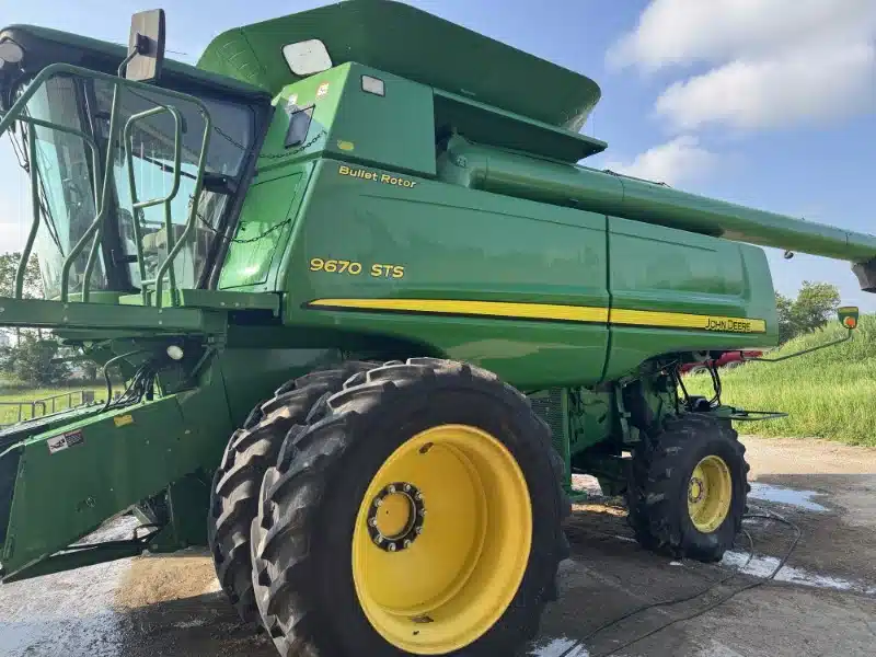Used 2008 John Deere 9670 STS Combine