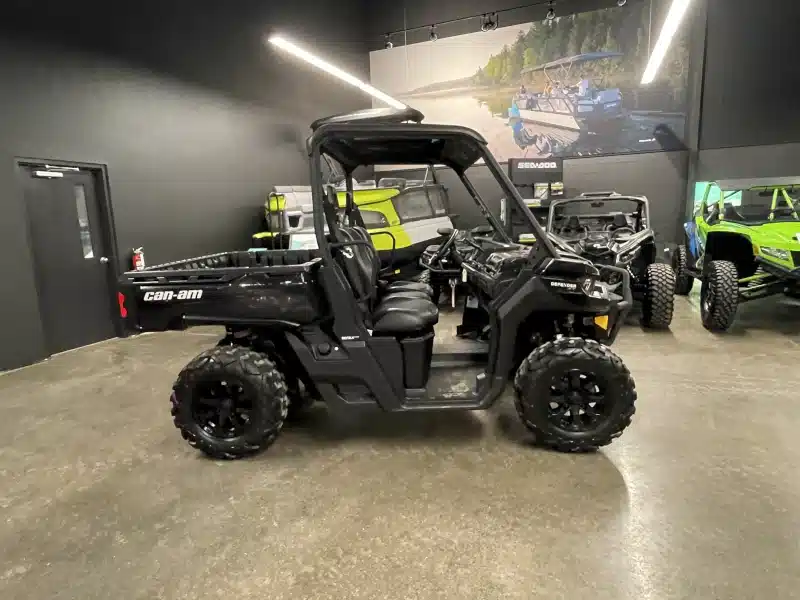 Gallery image 2 for 2023 Can-Am XT HD Utility Vehicle