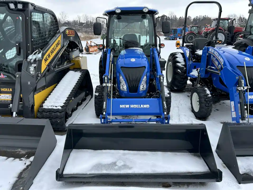 Gallery image 2 for 2026 New Holland BOOMER 40 Tractor