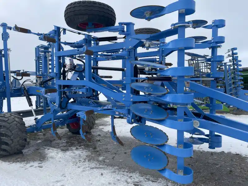 Gallery image 2 for 2025 Lemken KARAT10/500 Disc Ripper